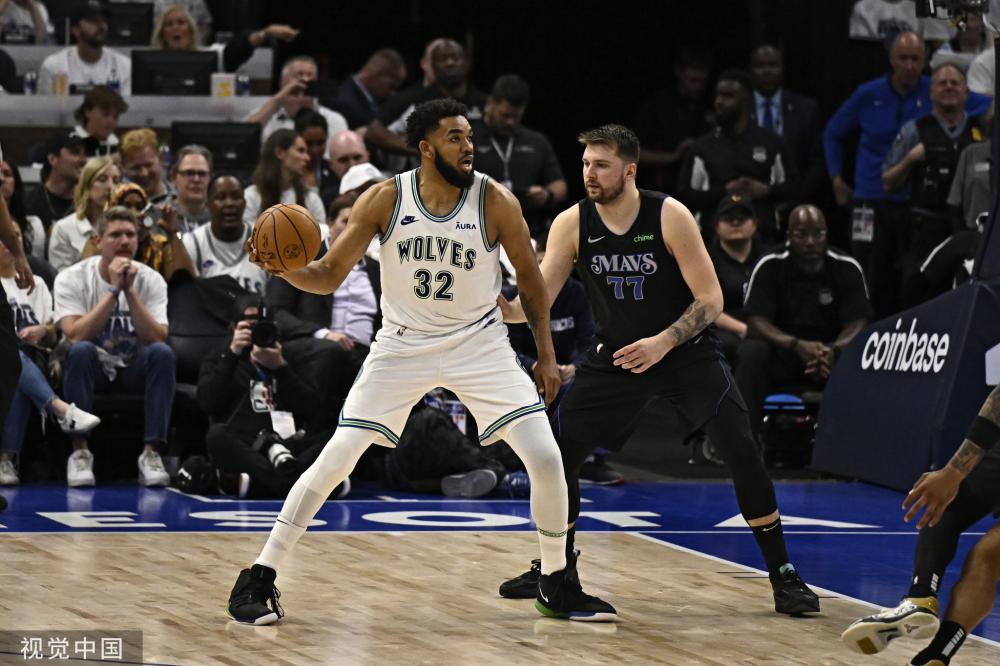 而中国世界 而中国世界